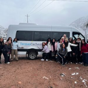 Foto Minibus Sprinter Invierno con clientes